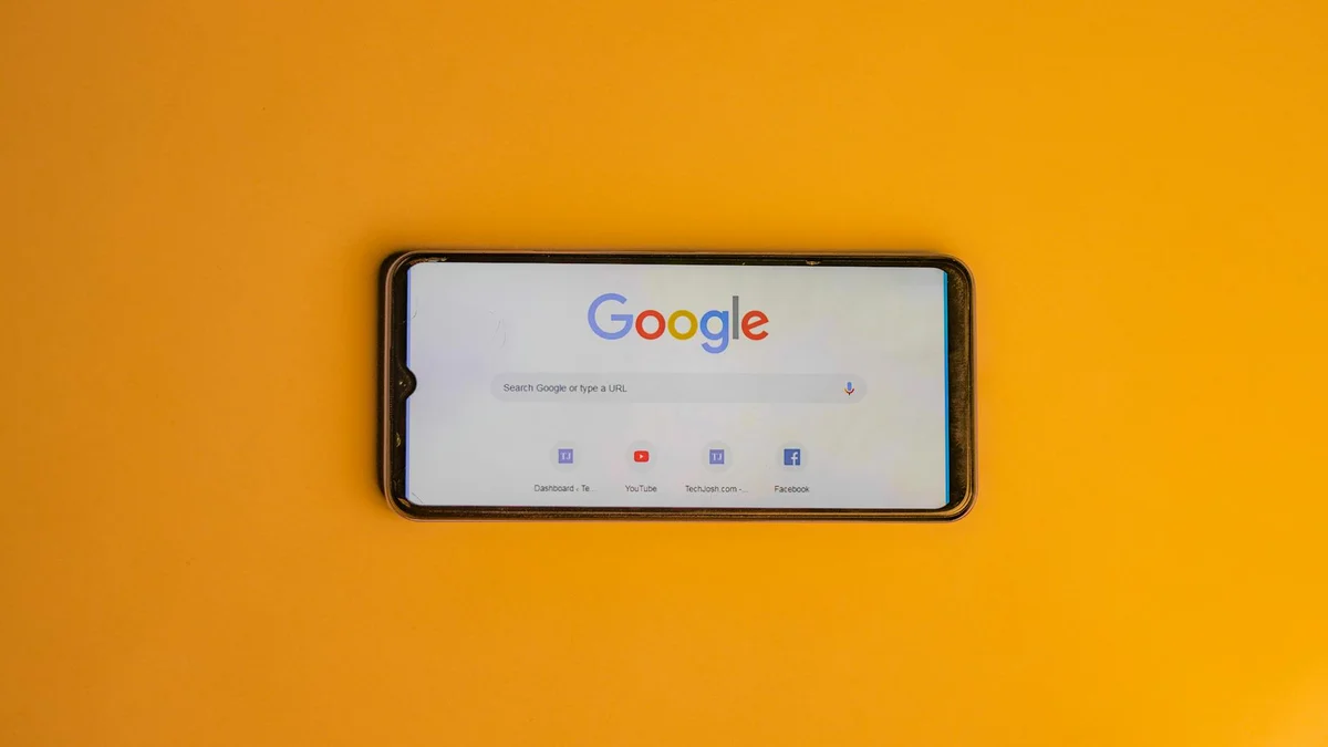 Vibe coding su Android: AI Studio genera app da un prompt