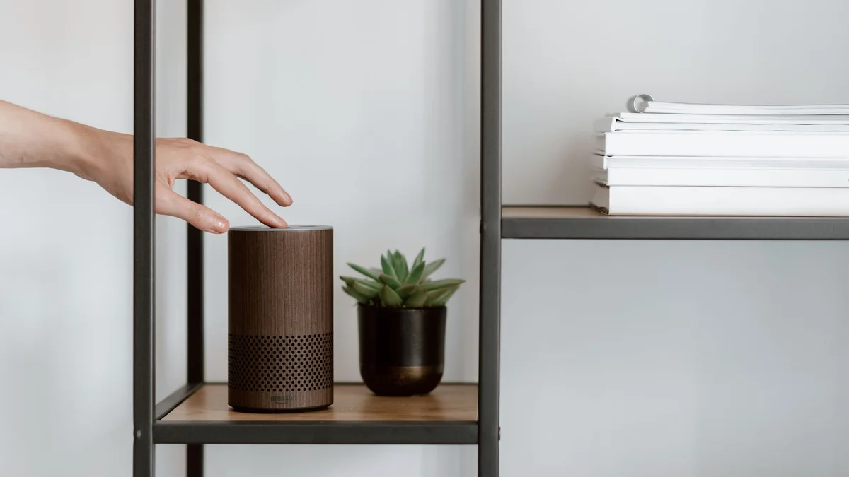 OpenAI sfida Alexa: lo smart speaker con "anima" vale la sfida?