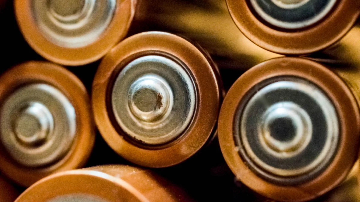 PC a fuoco in aereo: perché le batterie al litio bruciano
