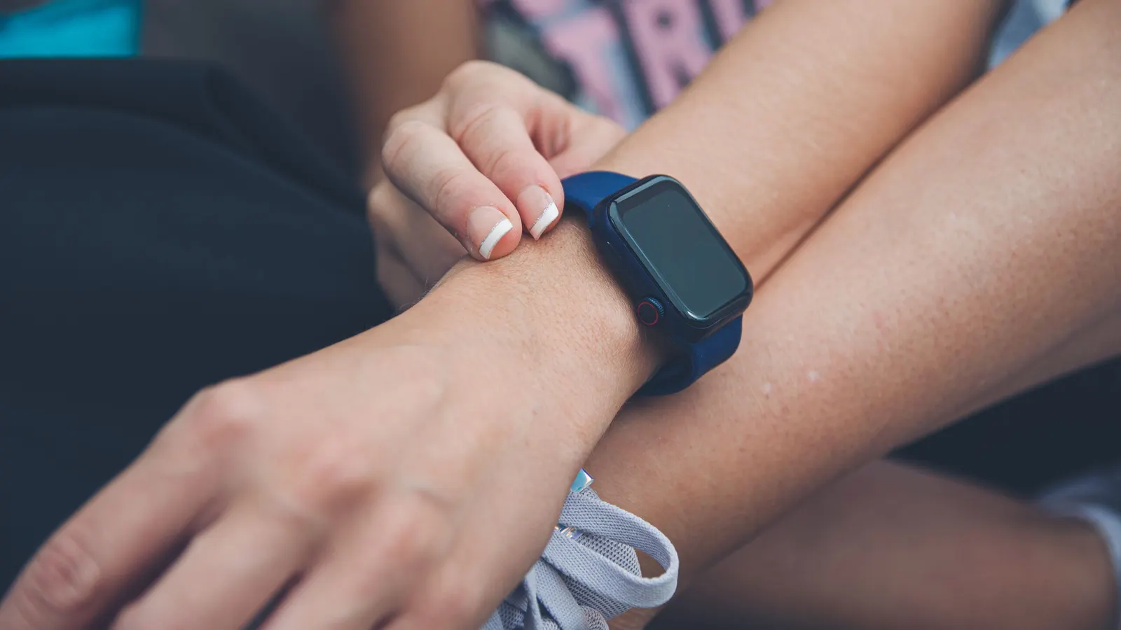 Apple Watch non si accende: cosa dice davvero Apple