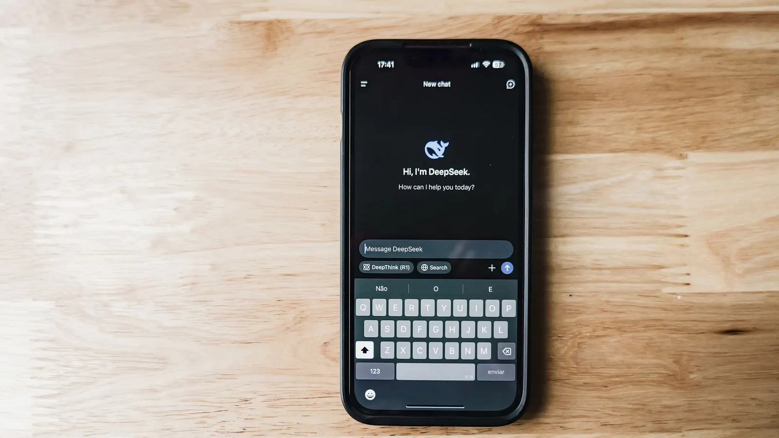 Perché DeepSeek non è disponibile in Italia: cosa è successo